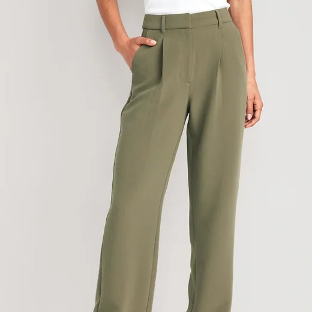 Extra High-Waisted Pleated Taylor Trouser Wide-Leg Pants